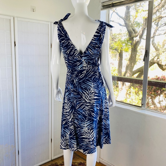 ALTUZARRA, Blue Print Silk Knee-Length Button Down Dress, 10. - Picture 2 of 5